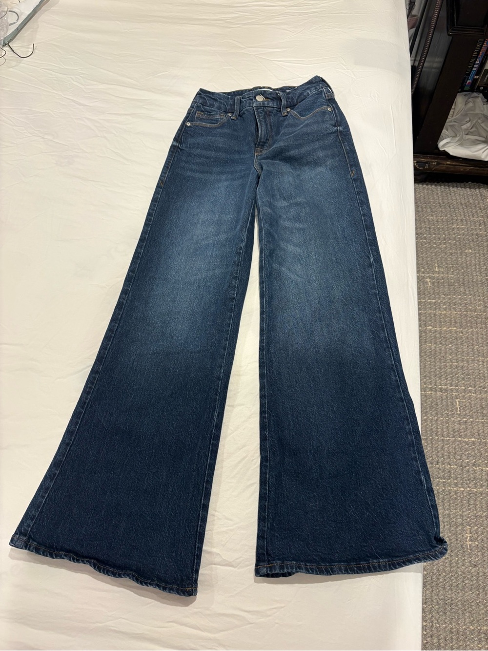 Good American Petite Palazzo Jeans in Dark Blue with Gold Stitching